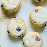 scones mirtilli a colazione